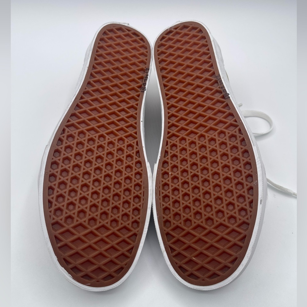 Van Old Skool Tan/White Shoe w/ Black Foxing Suede/Canvas M-8.0 W-9.5 NWOB - Picture 7 of 7